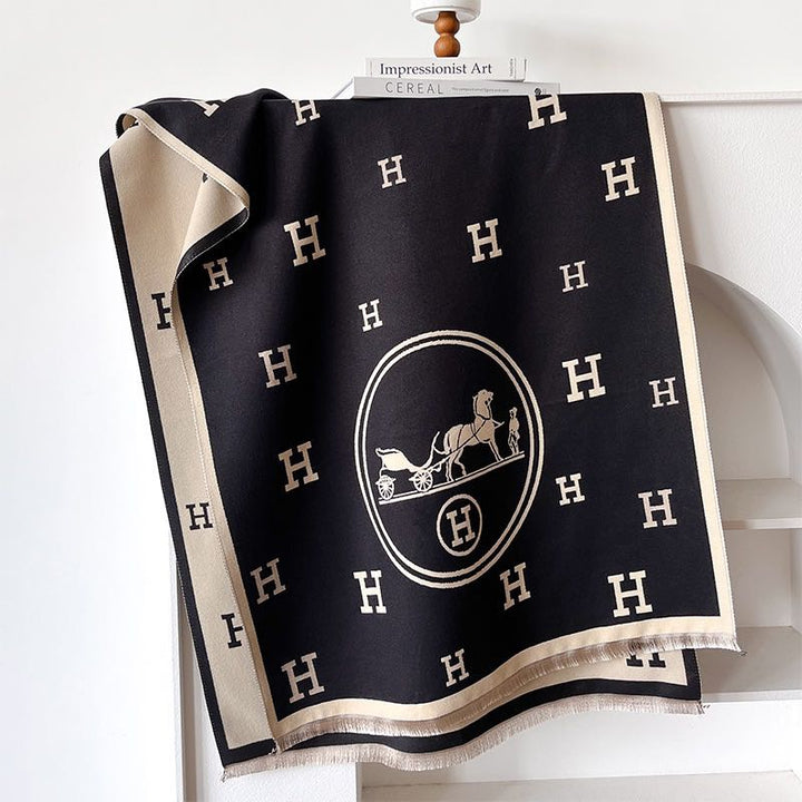 GAHE08 H Print Scarf